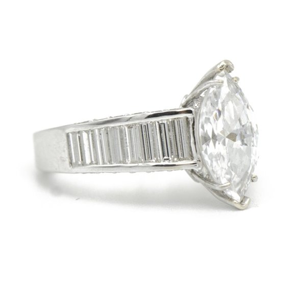 18k White Gold Marquise & Baguette Engagement Ring - Picture 2 of 3